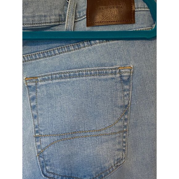 Hollister Mens Classic Straight Epic Flex Jeans W38 L34 Light Wash Denim - Picture 8 of 8